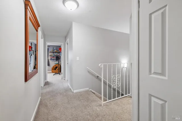 $895,000 | 831 Wood Lane, Petaluma, CA 94954