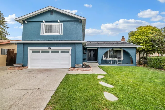 $895,000 | 831 Wood Lane, Petaluma, CA 94954