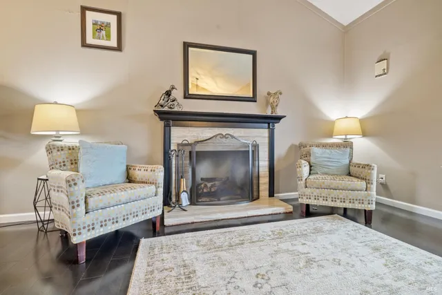 $895,000 | 831 Wood Lane, Petaluma, CA 94954