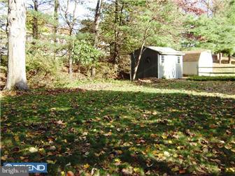 2545 River Road Reading, PA 19605 - Photo 3 of 10