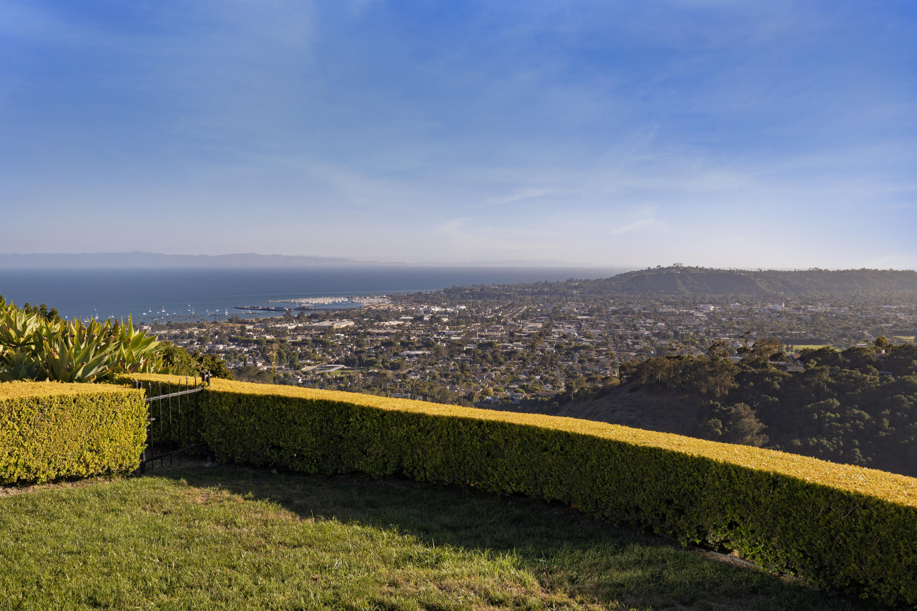 127 Via Alicia Santa Barbara, CA 93108 - Photo 12 of 33 127 Via Alicia_0013