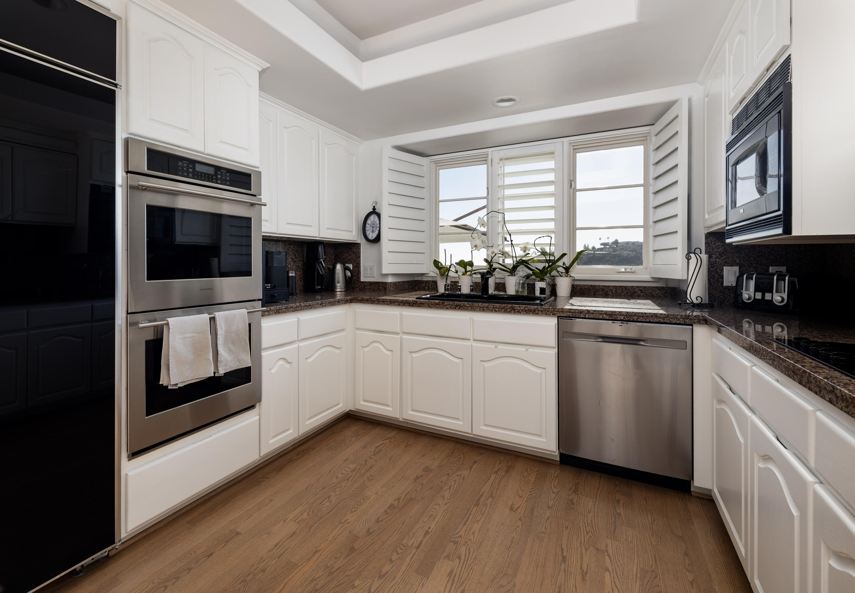 127 Via Alicia Santa Barbara, CA 93108 - Photo 18 of 33 127 Via Alicia_0024