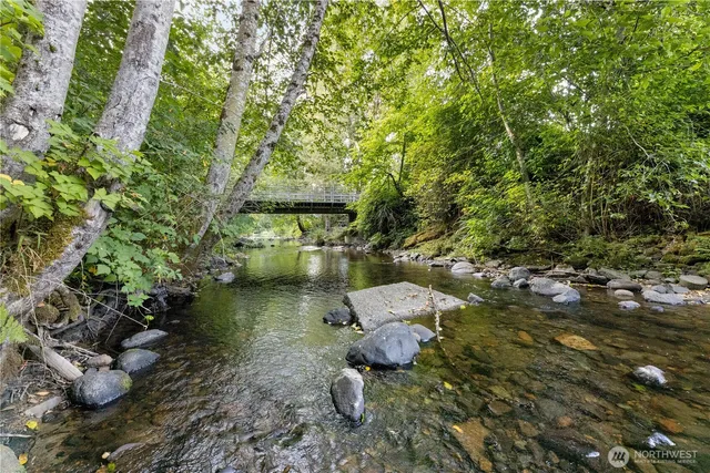 a view of house with a street