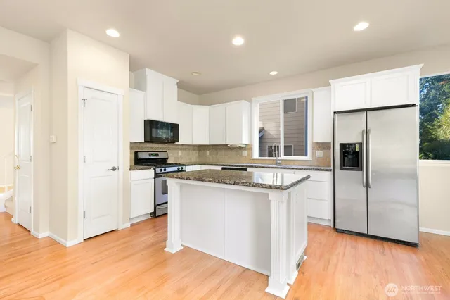 $1,170,000 | 20914 13th Place West, Lynnwood, WA 98036