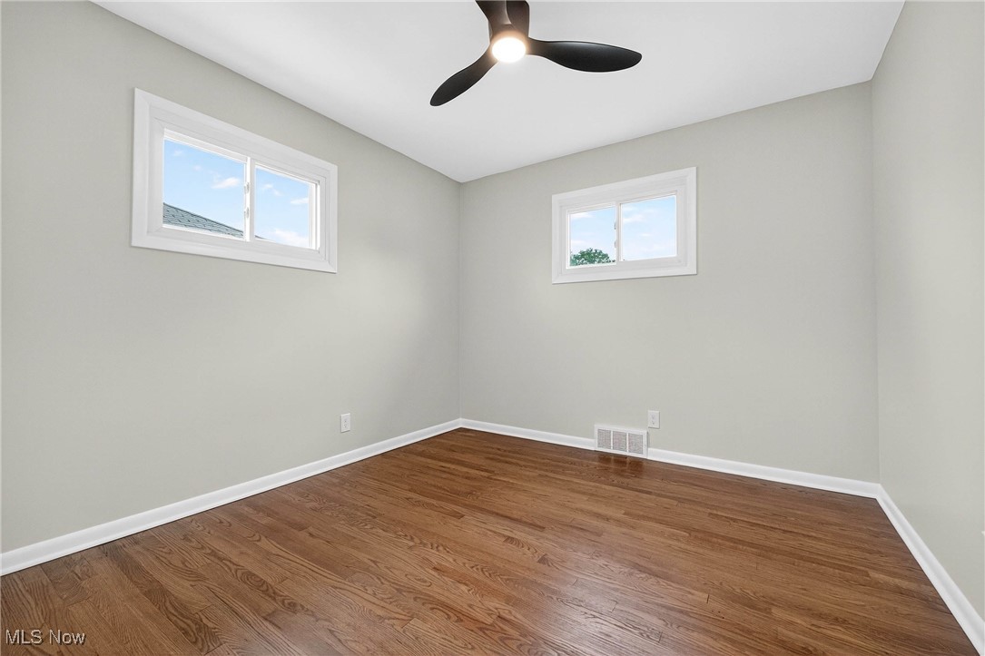 738 Sterling Road Wickliffe, OH 44092 - Photo 20 of 36 Bedroom 3