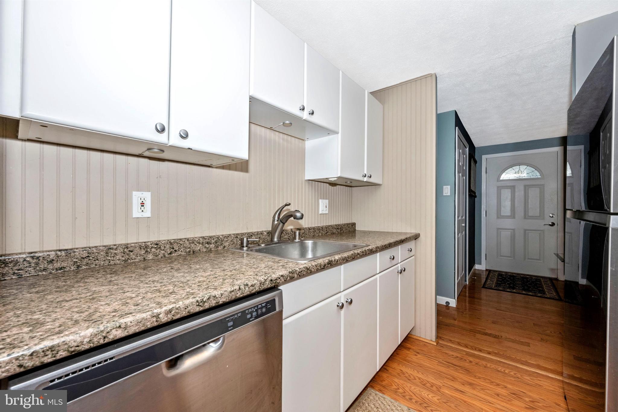 6809 Pyramid Way Columbia, MD 21044 - Photo 20 of 54 Kitchen