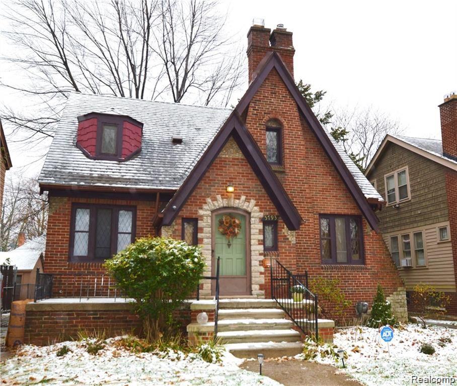 5793 Grayton Street Detroit, MI 48224 - Photo 1 of 32