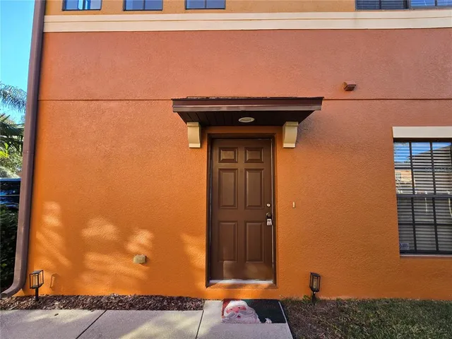 $2,300 | 1045 Blackwater Drive, Wesley Chapel, FL 33543