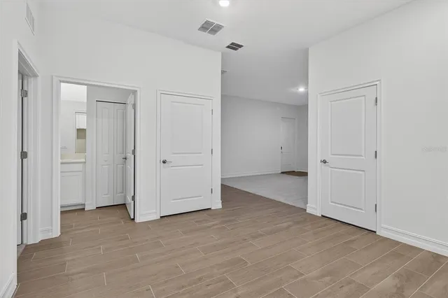 $1,450 | 6925 East 116th Court, Unit EFFICIENCY, Palmetto, FL 34221