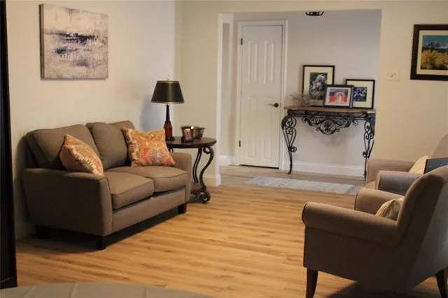 $3,899 | 14312 Tanglewood Drive, Farmers Branch, TX 75234