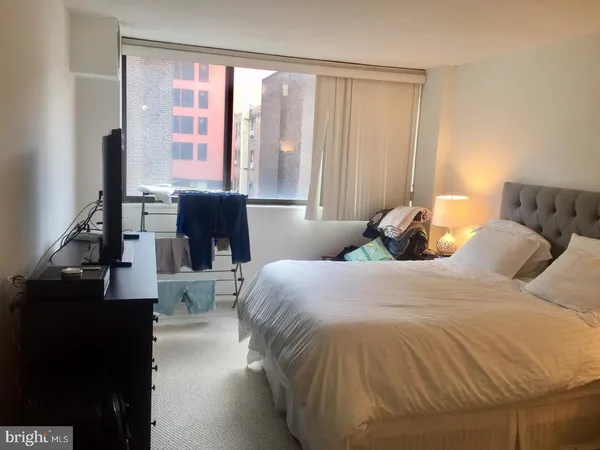$3,450 | 1326-42 Spruce Street, Unit 703, Philadelphia, PA 19107