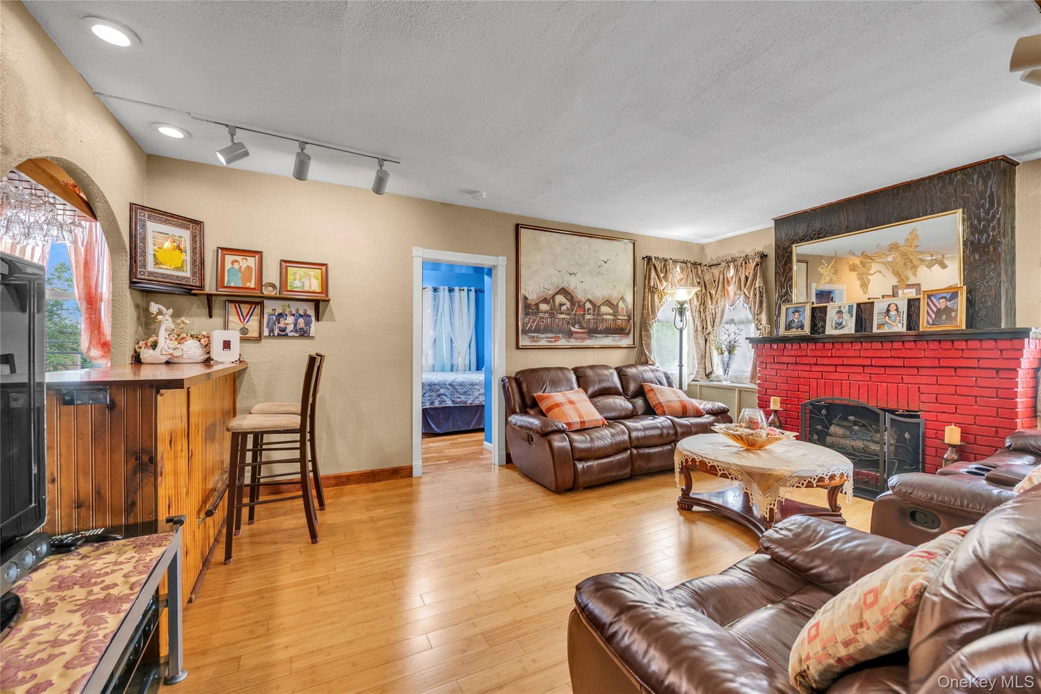 154-24 12th Road Queens, NY 11357 - Photo 11 of 22 Gallery Image 11