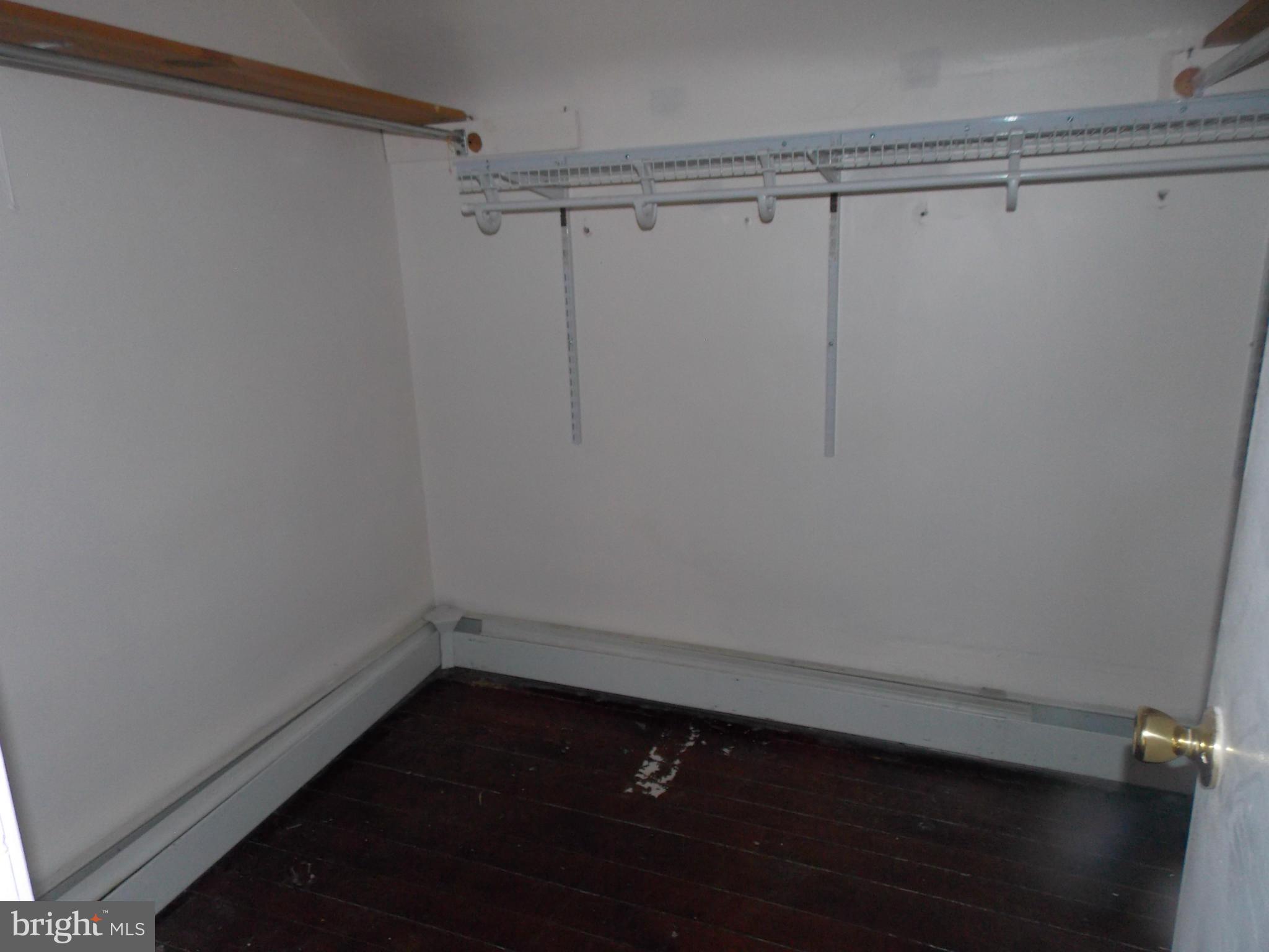 2909 Kuntz Road Baltimore, MD 21244 - Photo 13 of 21 Interior (General)