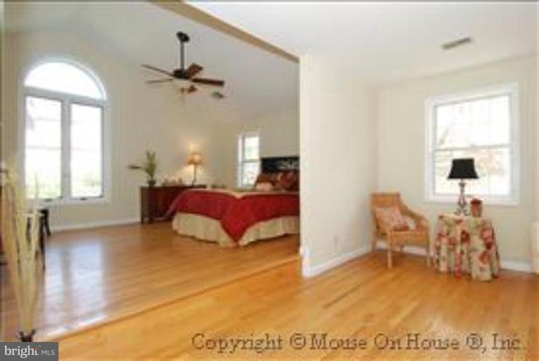 9515 Edgeley Road Bethesda, MD 20814 - Photo 12 of 30 Master Bedroom #2