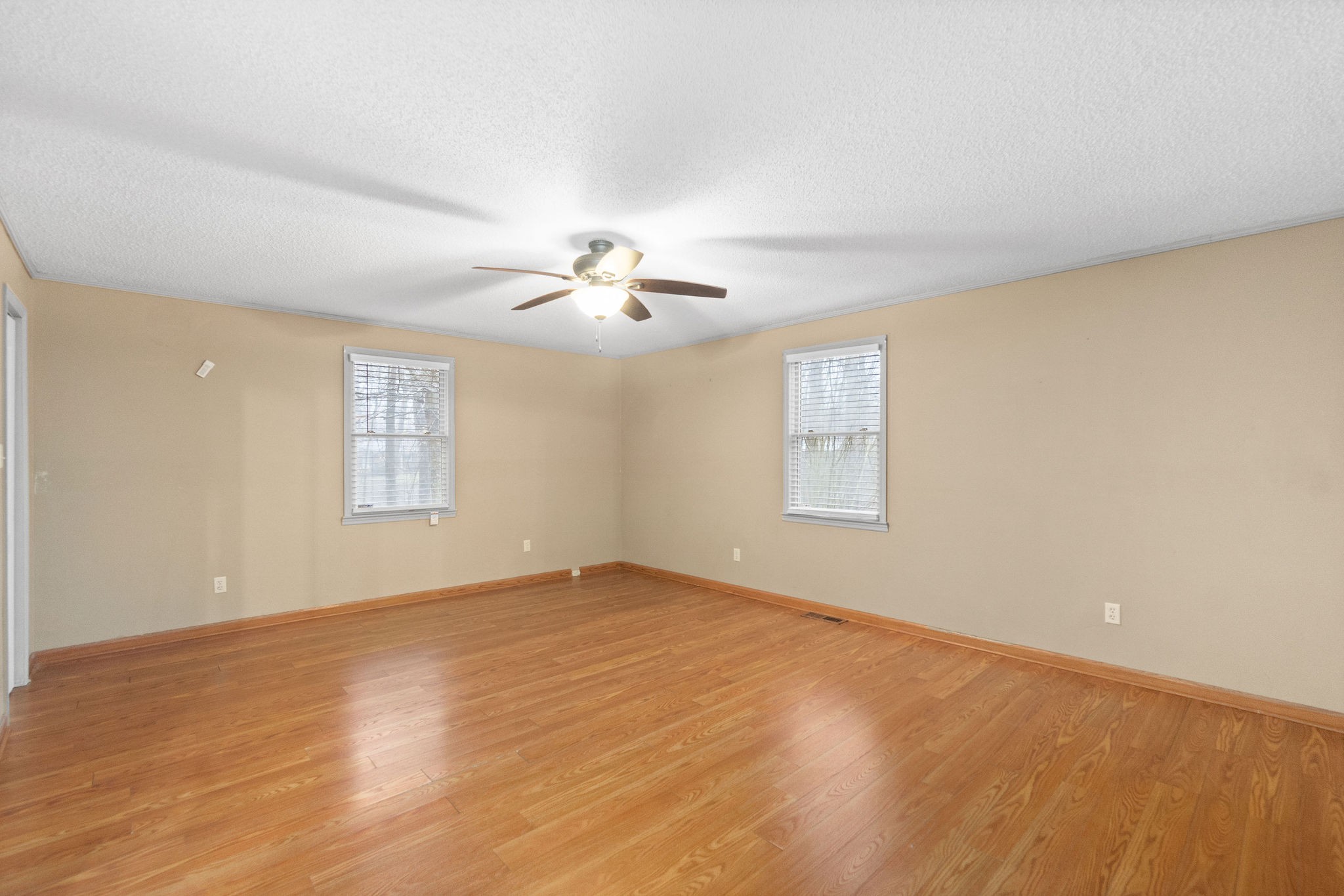 2342 Jarrell Ridge Road Clarksville, TN 37043 - Photo 16 of 34 Gallery Image 16