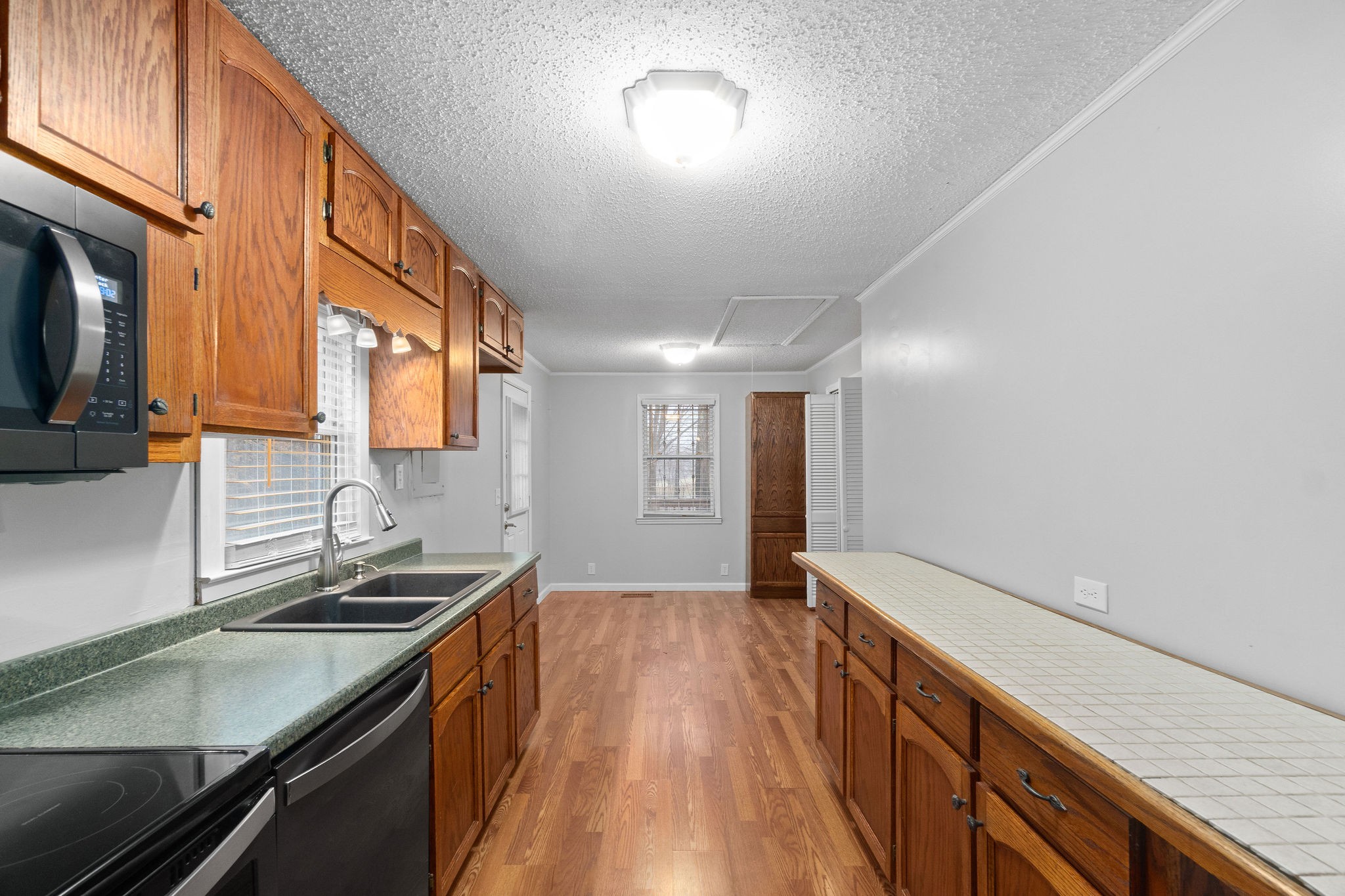2342 Jarrell Ridge Road Clarksville, TN 37043 - Photo 6 of 34 Gallery Image 6