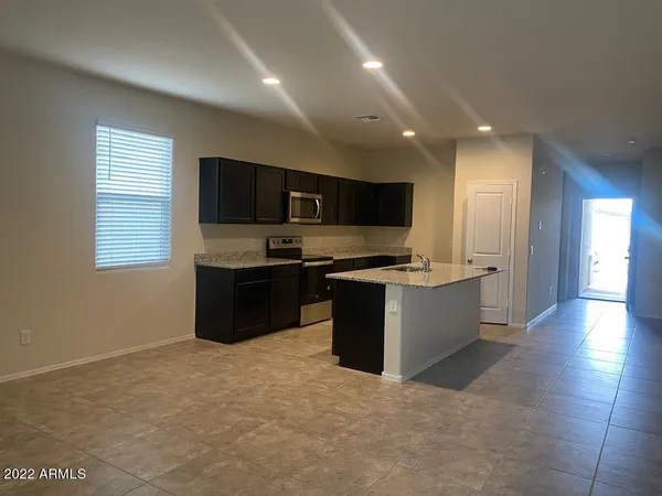 $2,195 | 1023 West Avalon Canyon Drive, Casa Grande, AZ 85122