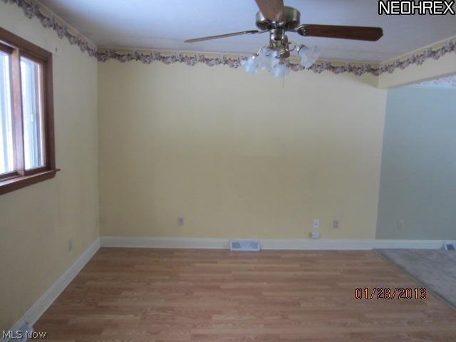 4831 Hattrick Road Ravenna, OH 44266 - Photo 8 of 17 Gallery Image 8