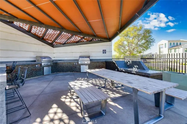 $6,500 | 1077 Cadence, Irvine, CA 92618