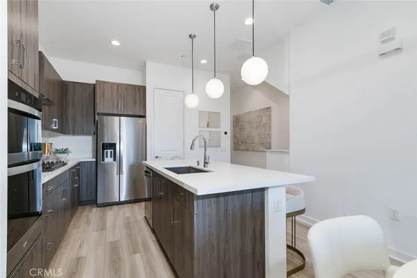 $6,500 | 1077 Cadence, Irvine, CA 92618