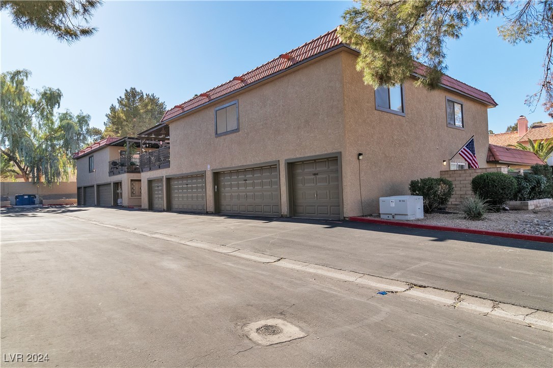 1894 Apricot Court Henderson, NV 89014 - Photo 7 of 31