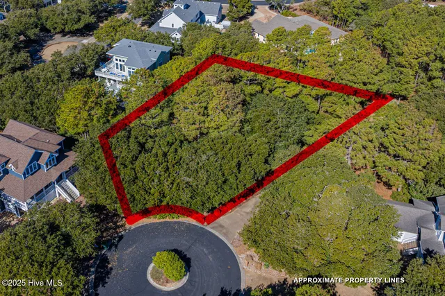 $168,500 | 574 Live Oak Court, Corolla, NC 27927