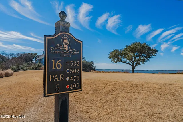 $168,500 | 574 Live Oak Court, Corolla, NC 27927