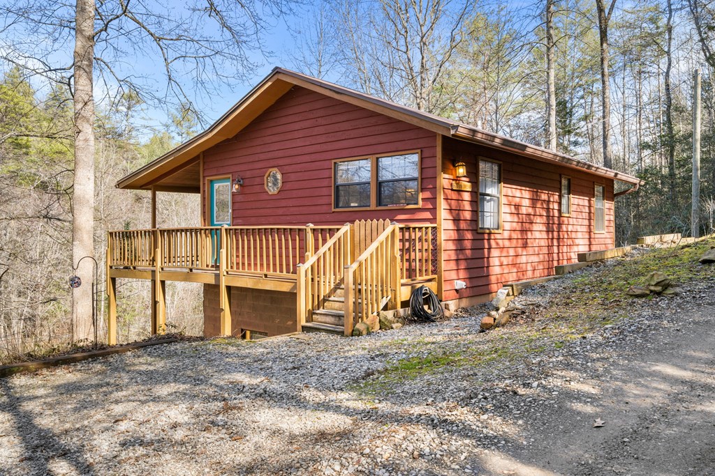 608 Hilltop Road Murphy, NC 28906 - Photo 27 of 42