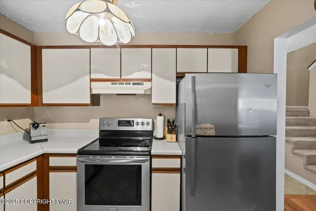 $245,900 | 255 Nittany Court, Mount Pocono, PA 18344