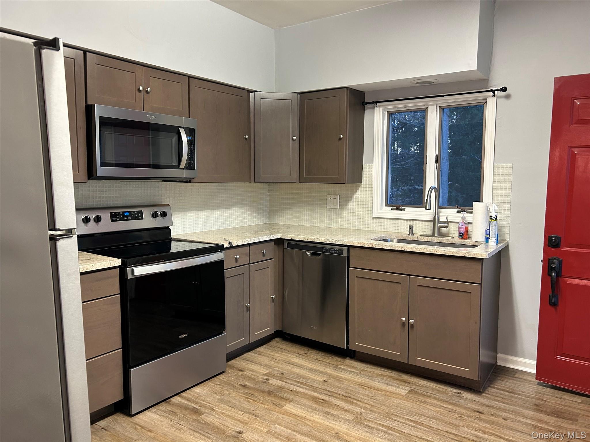 89 Smith Clove Road Central Valley, NY 10917 - Photo 10 of 23 Apartment 1