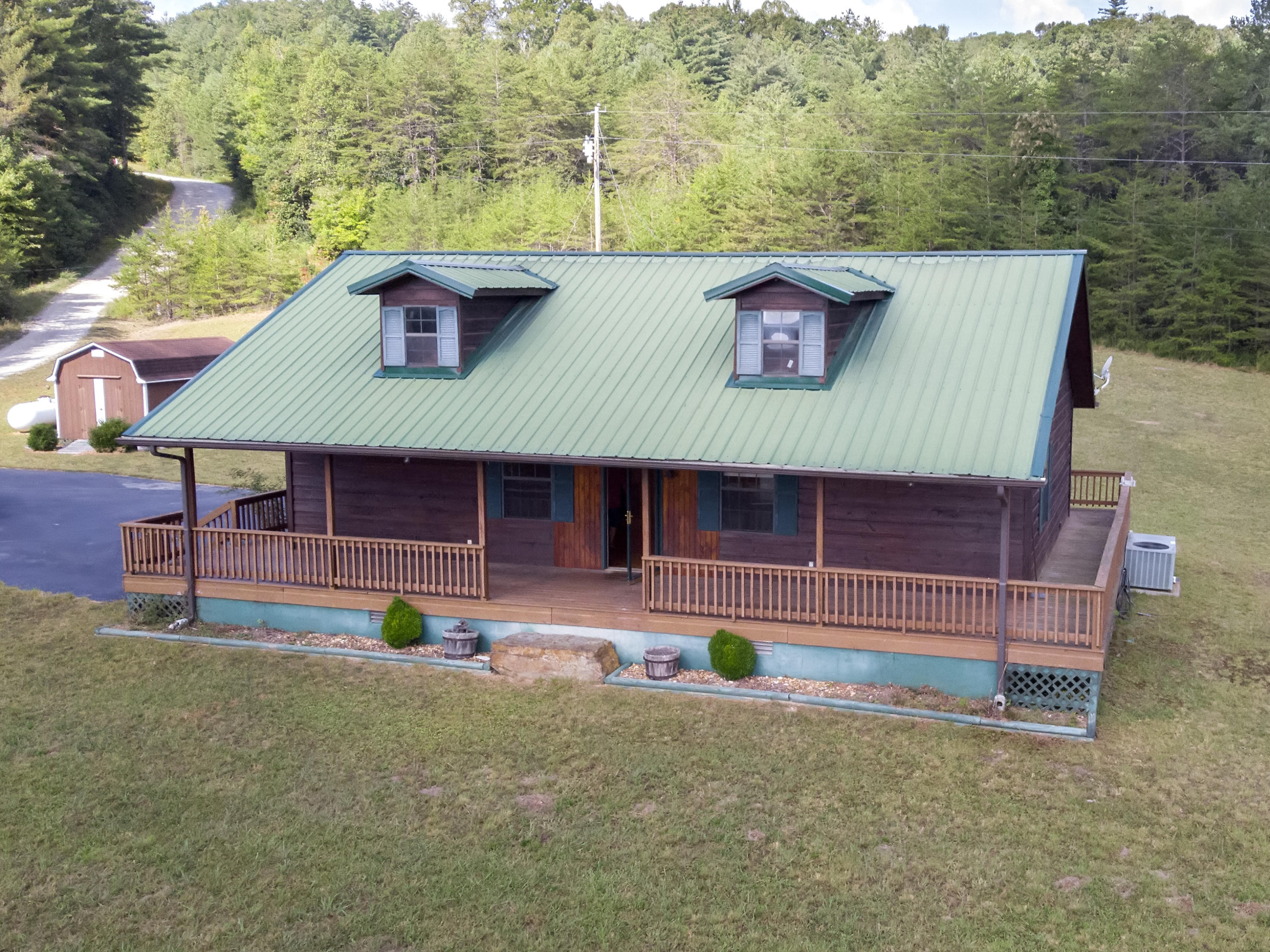 653 Obed Ridge Road Lancing, TN 37770 - Photo 3 of 21 355 Obed Ridge Road