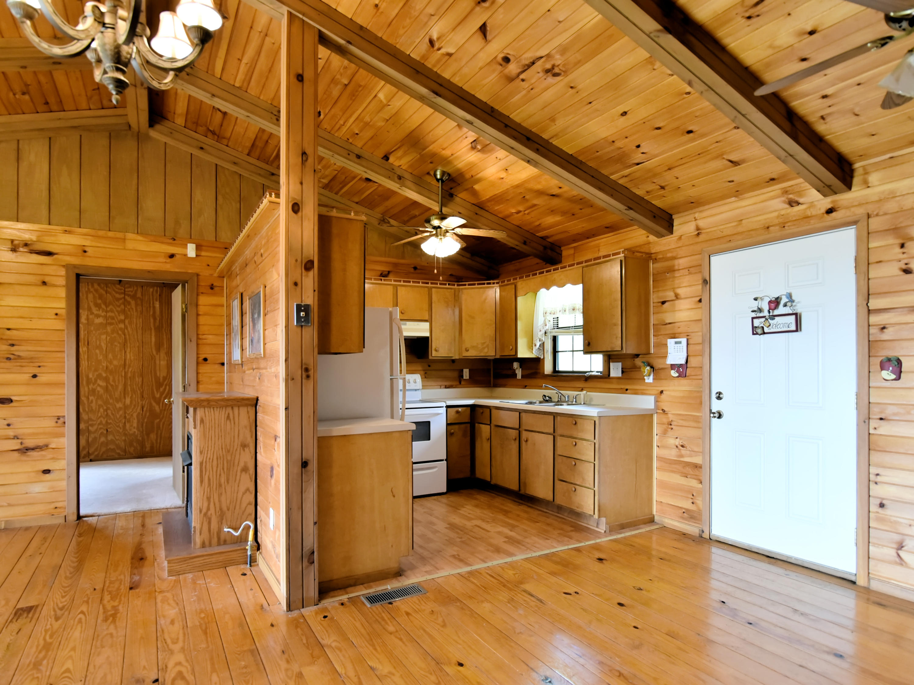 653 Obed Ridge Road Lancing, TN 37770 - Photo 8 of 21 355 Obed Ridge Road