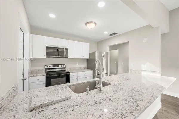 $2,650 | 4779 Southeast Salvatori Road, Unit 4779, Stuart, FL 34997