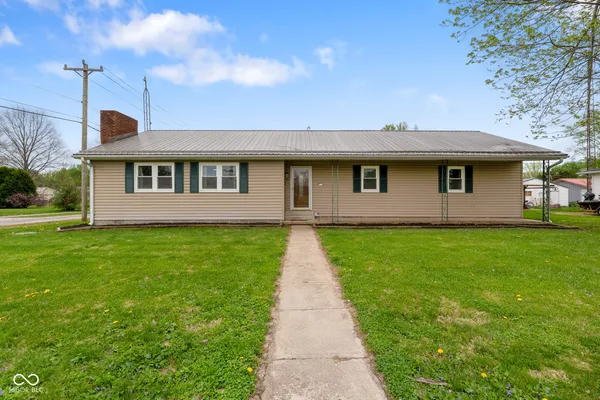 $230,000 | 613 Green Street, Waveland, IN 47989