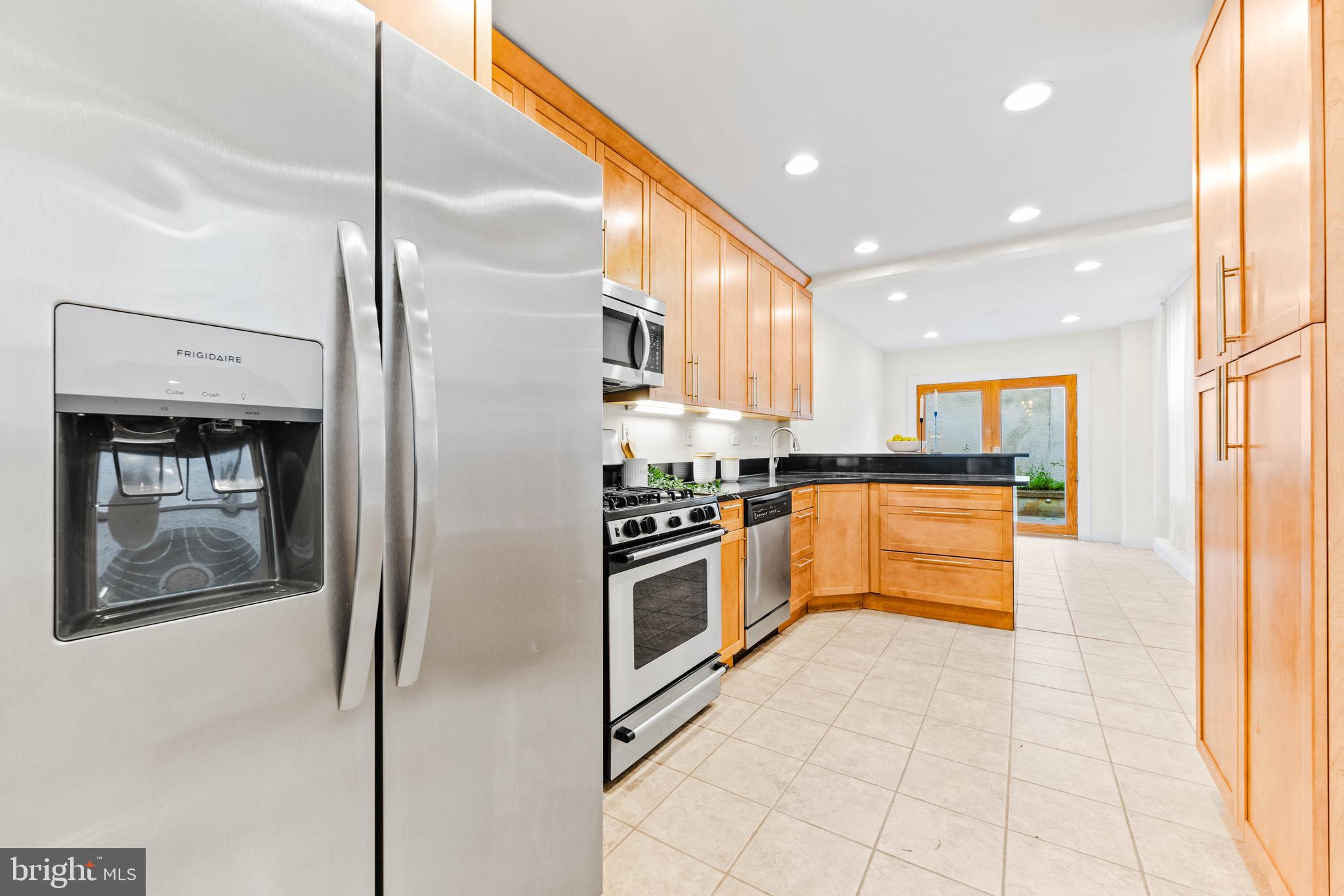 1026 Riverside Avenue Baltimore, MD 21230 - Photo 11 of 51 Gallery Image 11