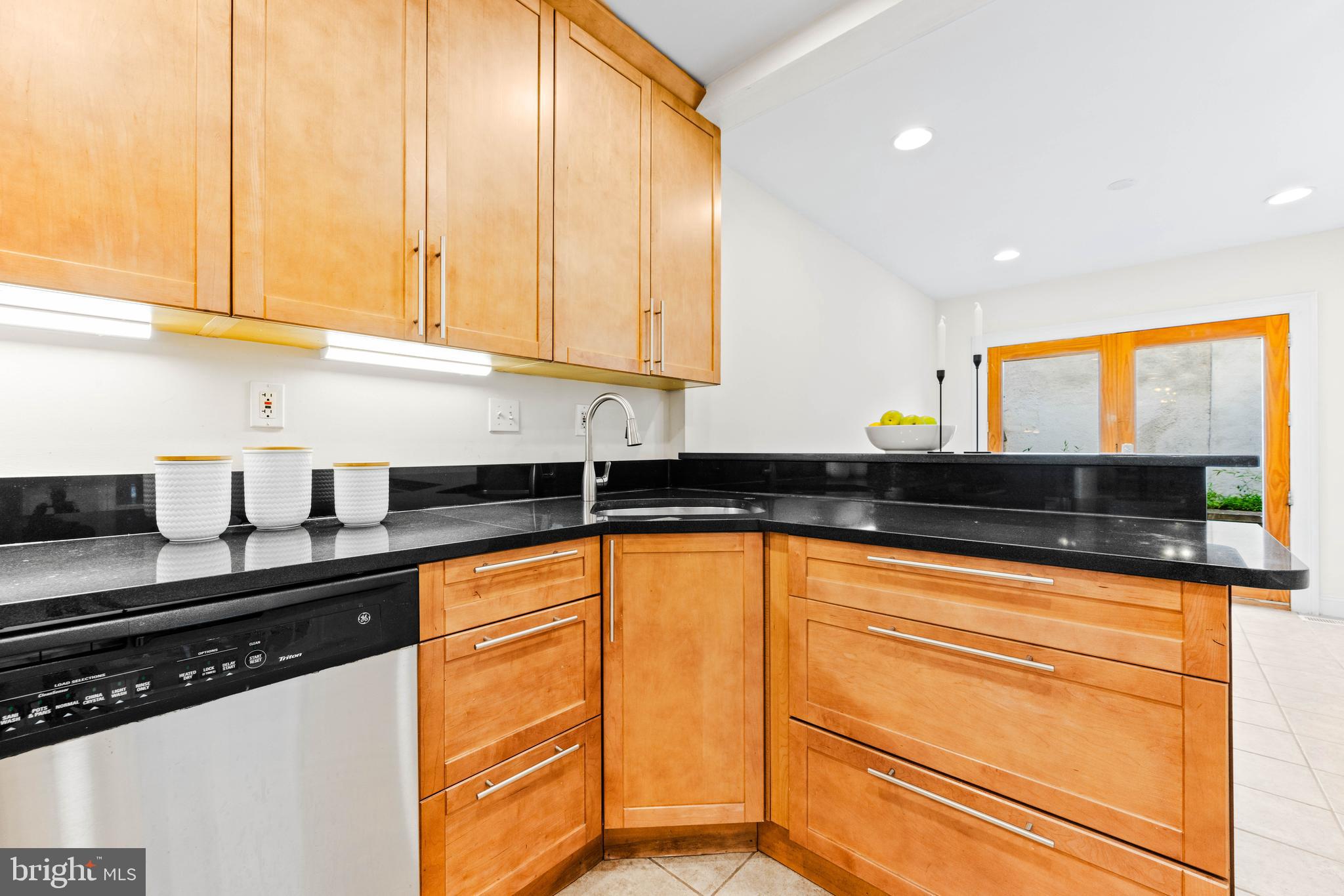 1026 Riverside Avenue Baltimore, MD 21230 - Photo 14 of 51 Gallery Image 14