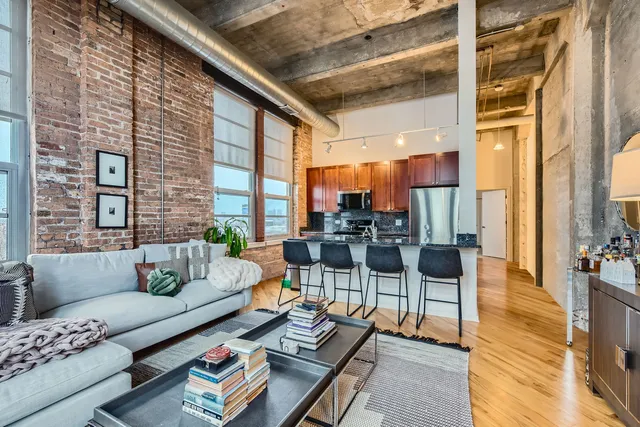 $499,000 | 1735 North Paulina Street, Unit 604, Chicago, IL 60622