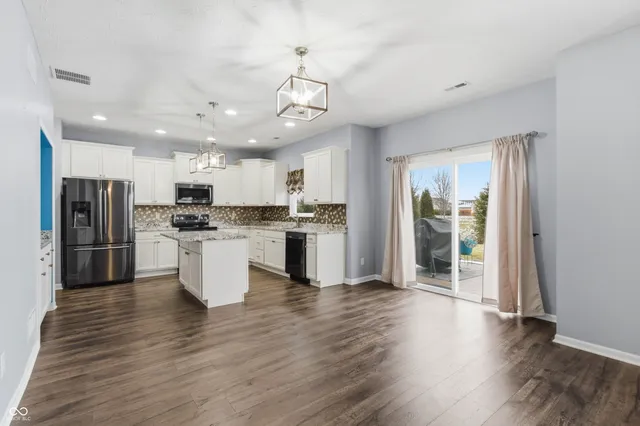 $409,900 | 12335 Medford Place, Noblesville, IN 46060