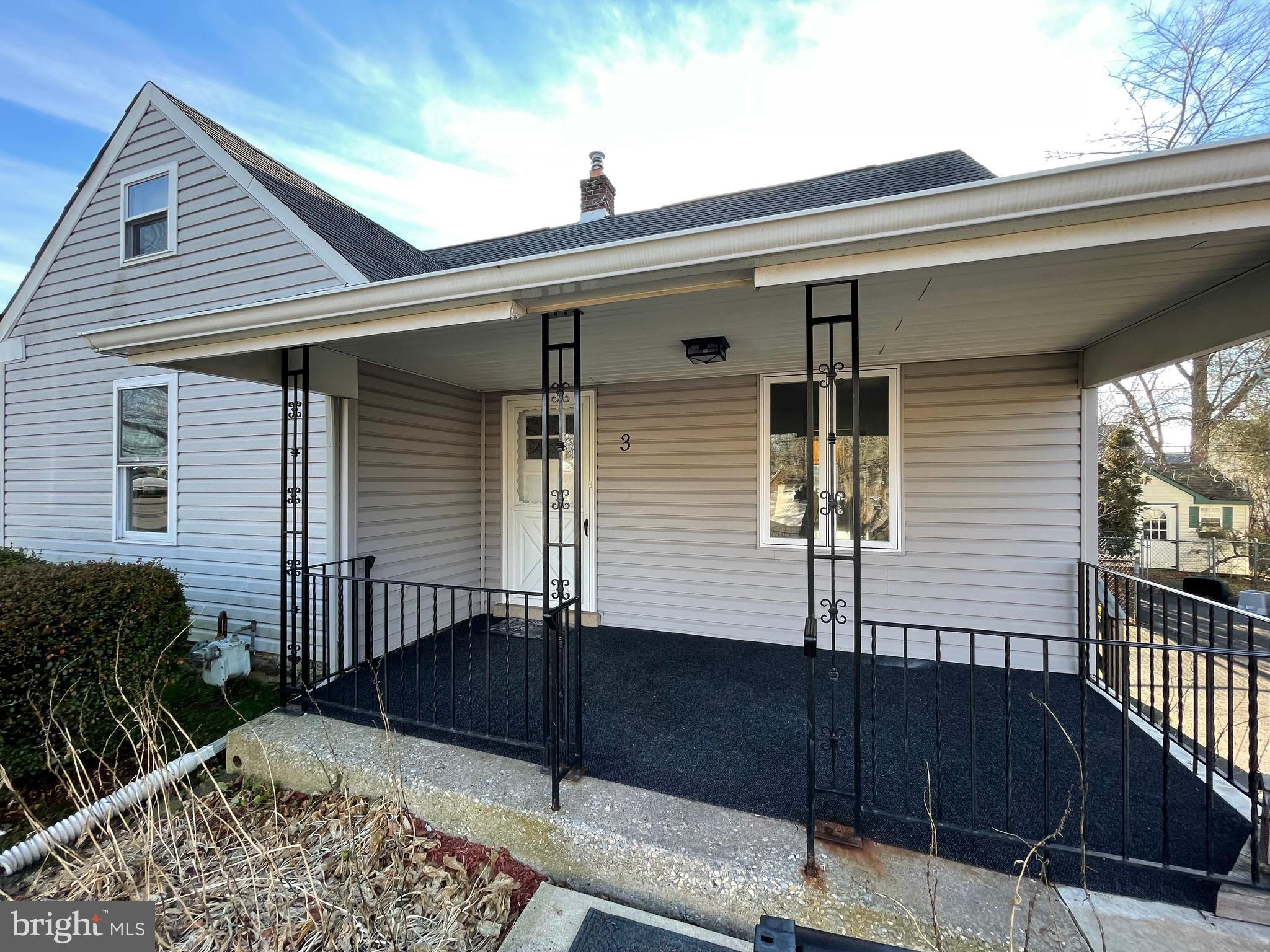 3 Belmar Road Hatboro, PA 19040 - Photo 3 of 20 Covered front porch