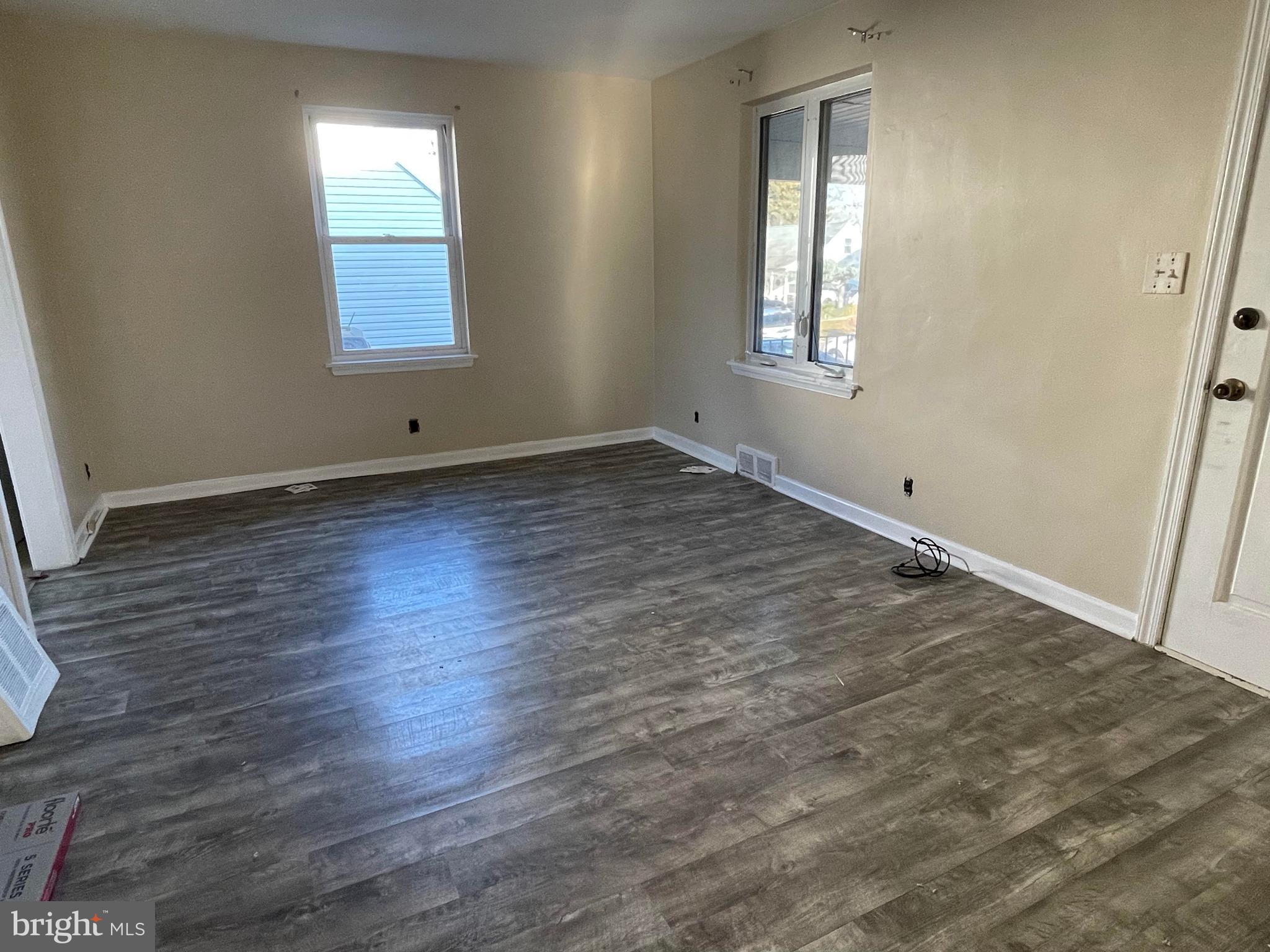 3 Belmar Road Hatboro, PA 19040 - Photo 8 of 20 Living Room