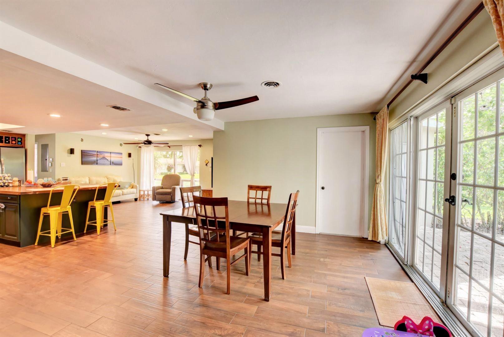 501 Southwest 8th Terrace Boca Raton, FL 33486 - Photo 11 of 28 Dining