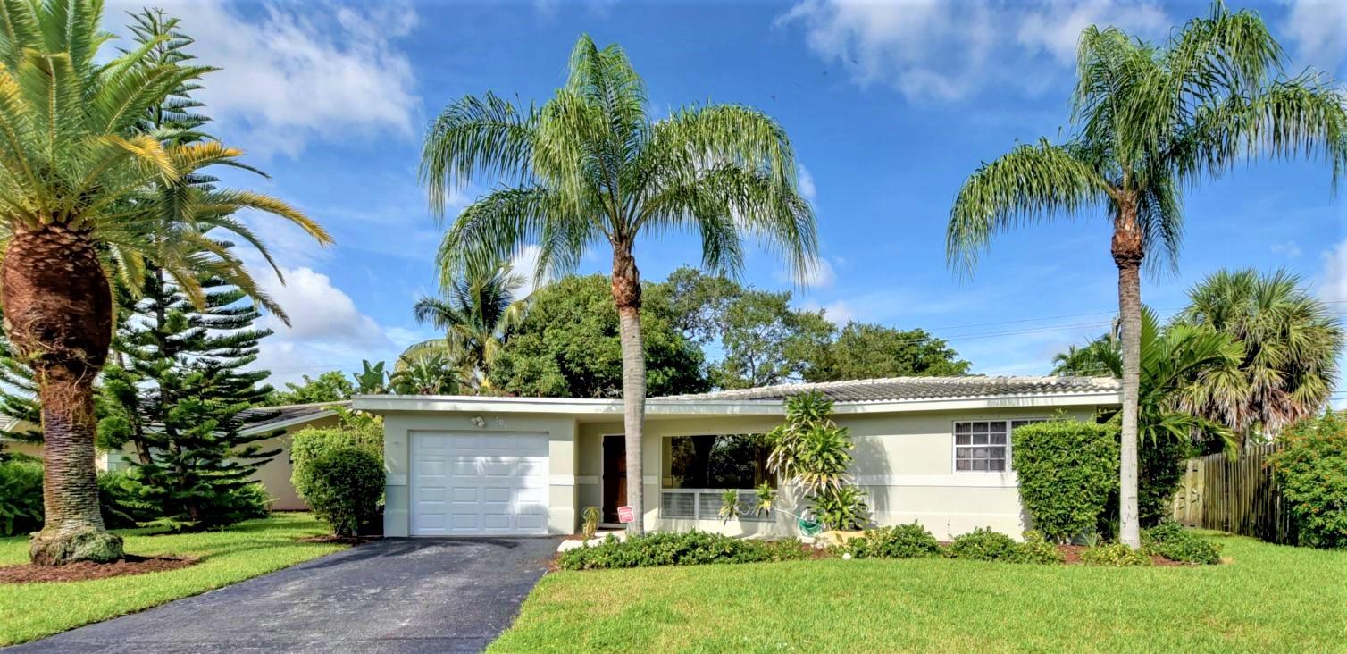 501 Southwest 8th Terrace Boca Raton, FL 33486 - Photo 25 of 28 501 SW 8th Terr front wide