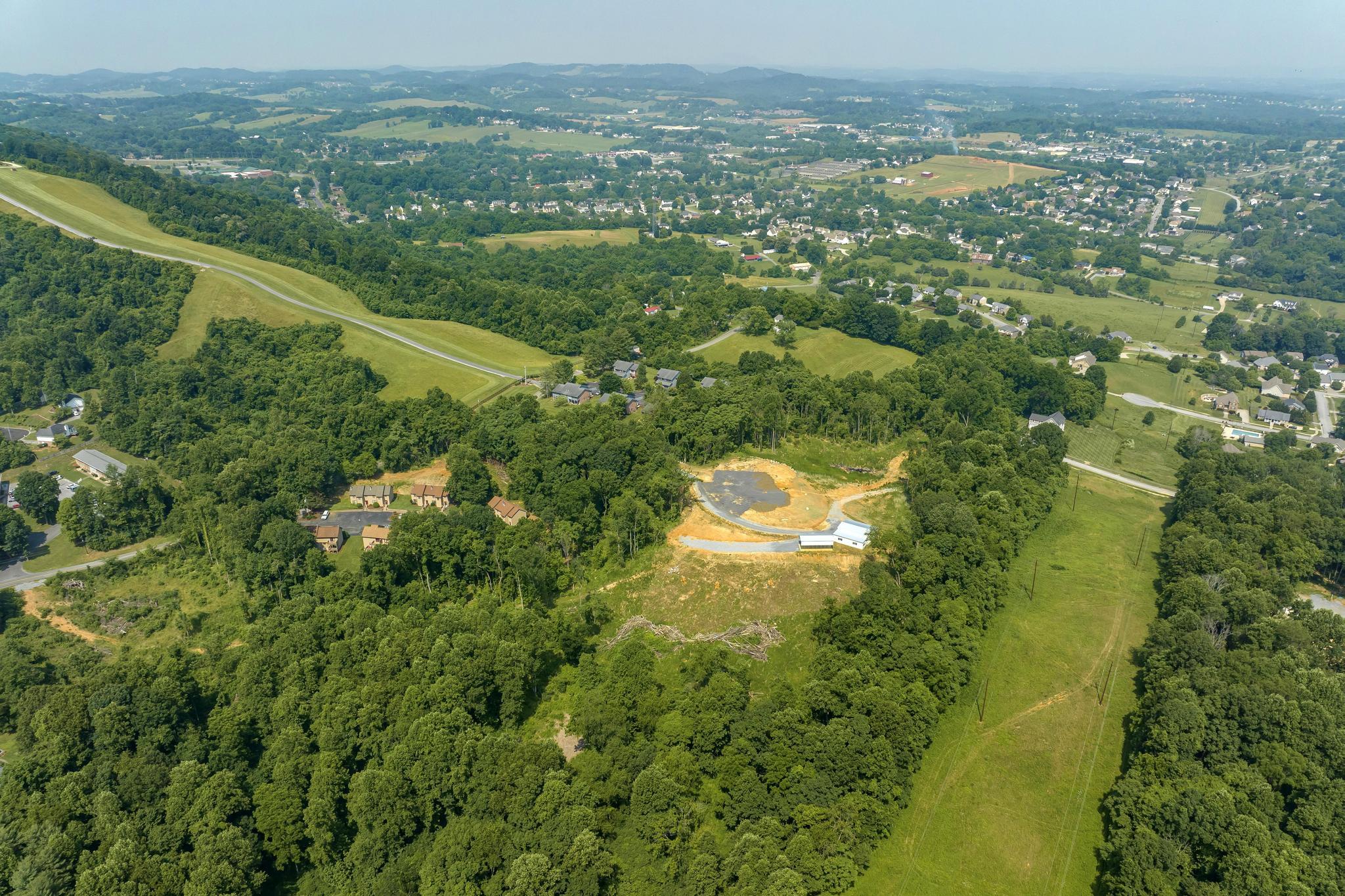 4010 Timberlake Road Johnson City, TN 37601 - Photo 43 of 48 4010Timberlake