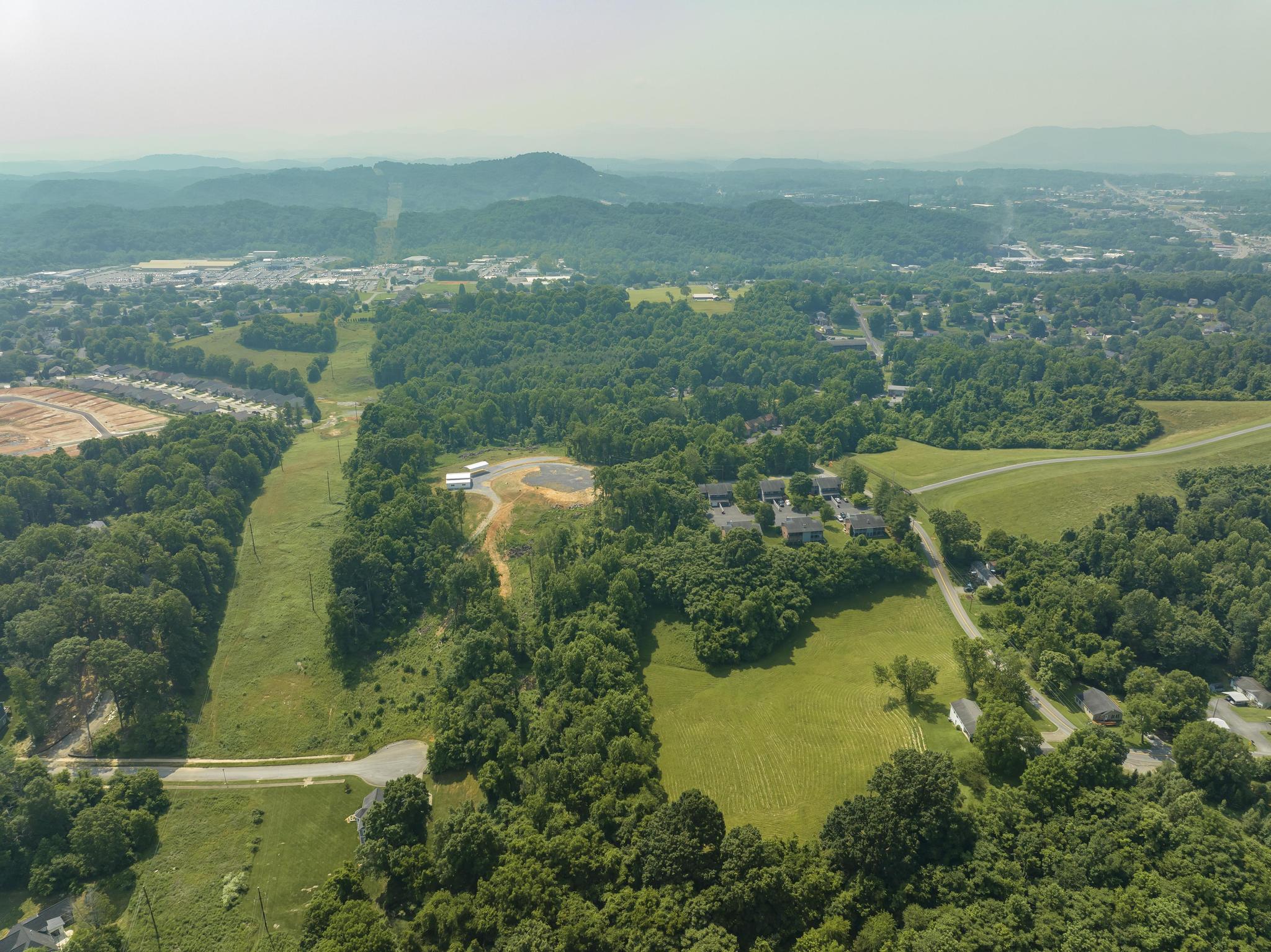 4010 Timberlake Road Johnson City, TN 37601 - Photo 47 of 48 4010Timberlake