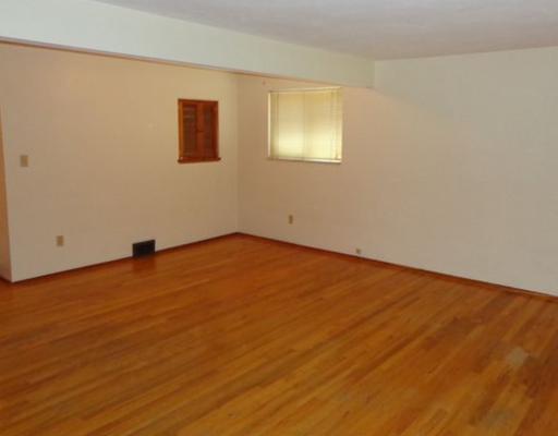 300 Soose Road Pittsburgh, PA 15209 - Photo 7 of 8 Dining Room.