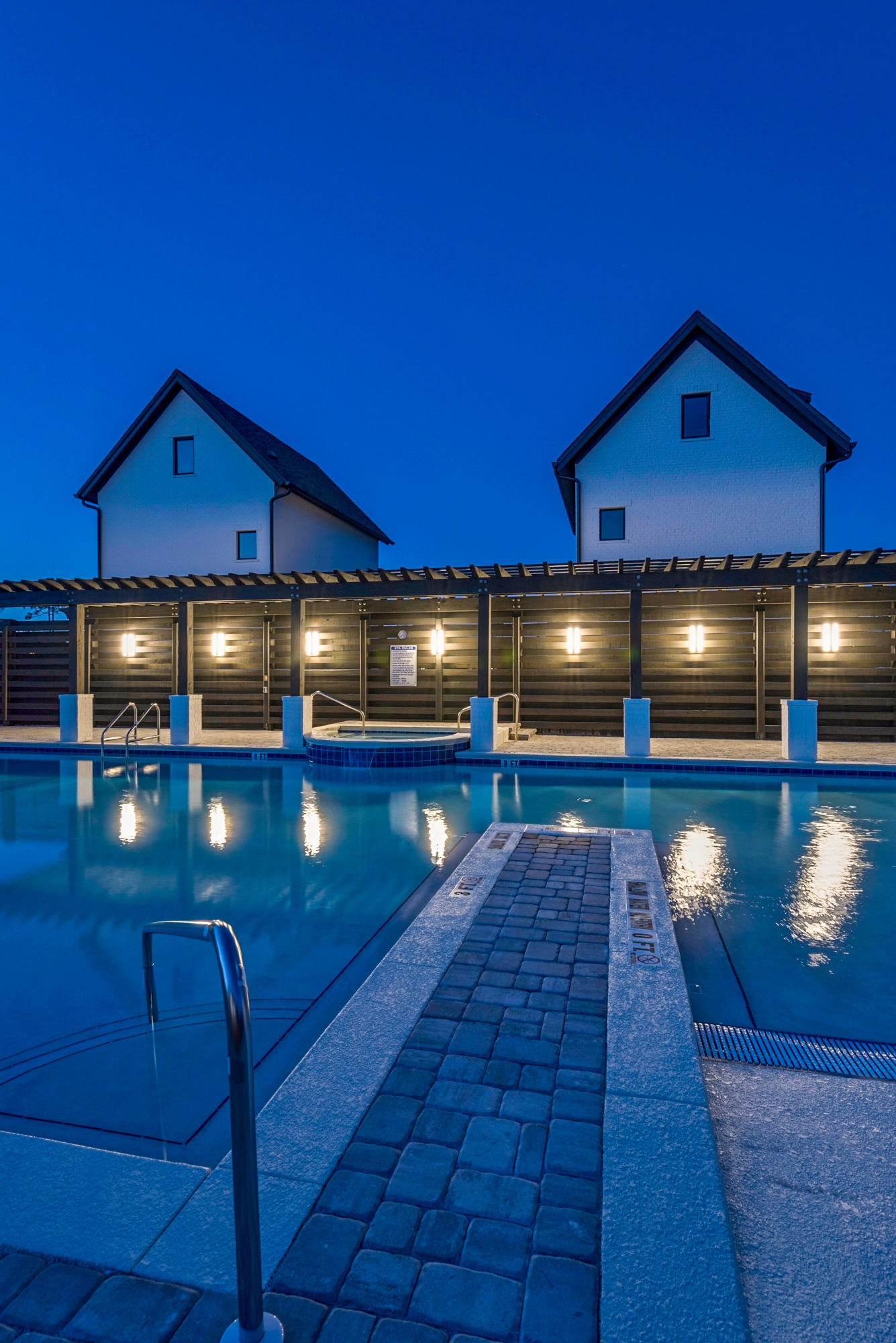 387 Ridgewalk Circle Santa Rosa Beach, FL 32459 - Photo 1 of 18 a view of a house with a yard