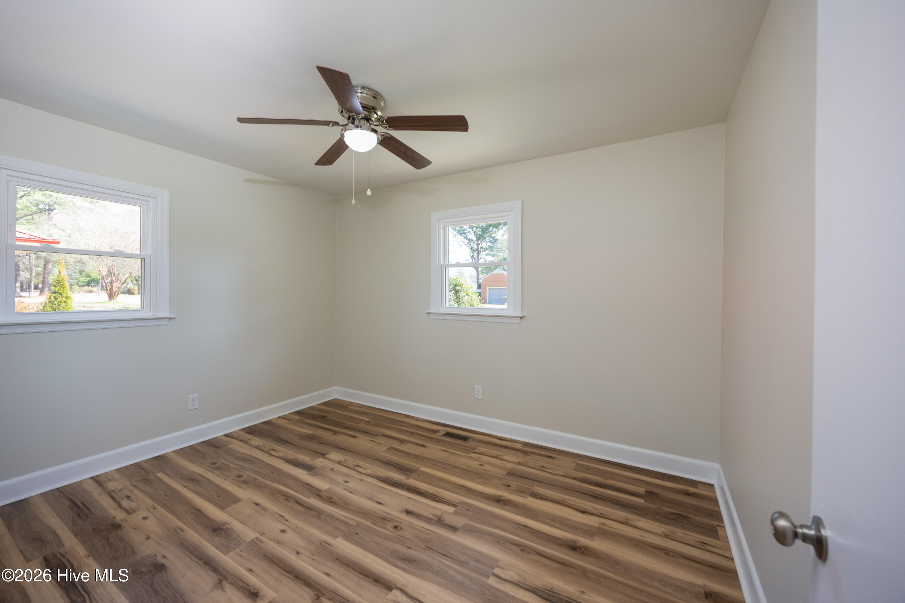 411 Lafayette Street Clinton, NC 28328 - Photo 13 of 21 411 Lafayette St19
