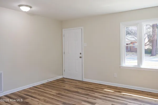 $259,900 | 411 Lafayette Street, Clinton, NC 28328