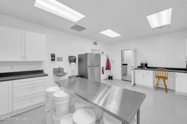 $800,000 | 1313-1315 Pony Farm Road, Jacksonville, NC 28540