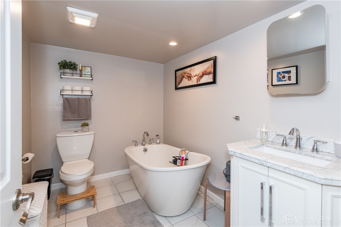 1303 Fleet Road Troy, OH 45373 - Photo 30 of 49 Gallery Image 30